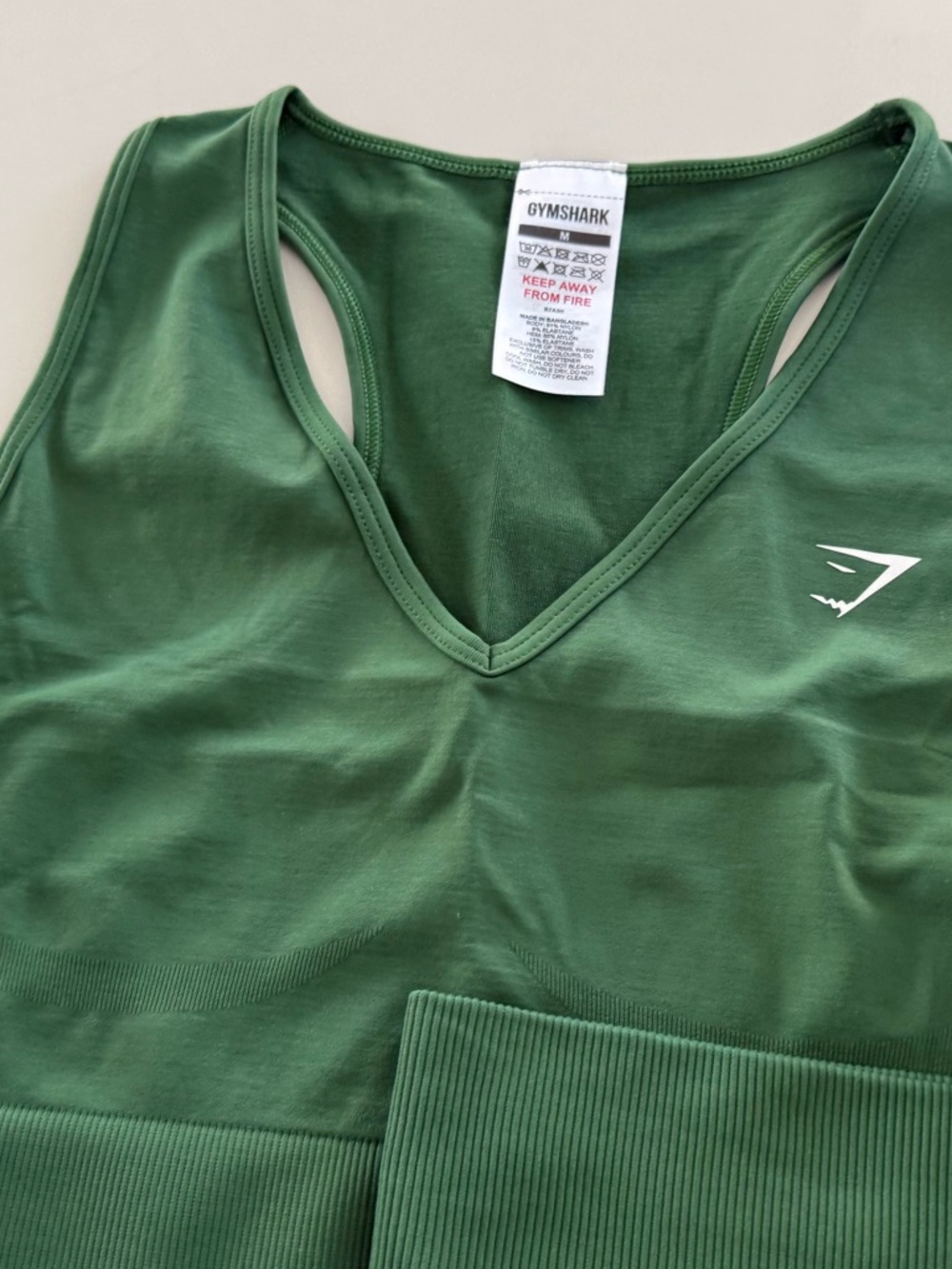 Gymshark Green Seamless Sports Bra and High-Waist Shorts Set - Picture 4 of 6